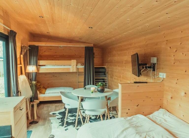 리조트 Tiny House 4 People