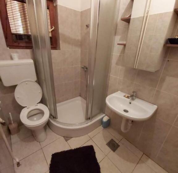 تختخواب و صبحانه Rooms Stefan