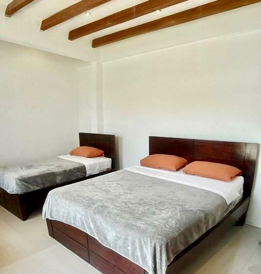 تختخواب و صبحانه Black Pearl