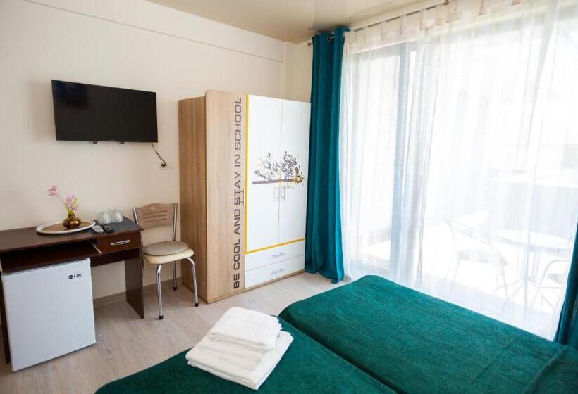 פנסיון Casa Angy