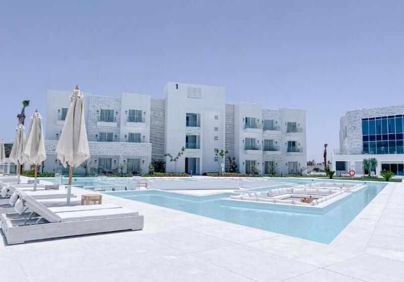 هتل Tanoak Resort