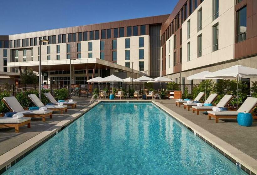 فندق The Ameswell