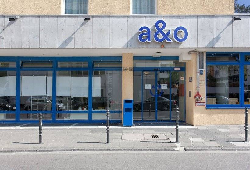 هتل a&o Koln Neumarkt