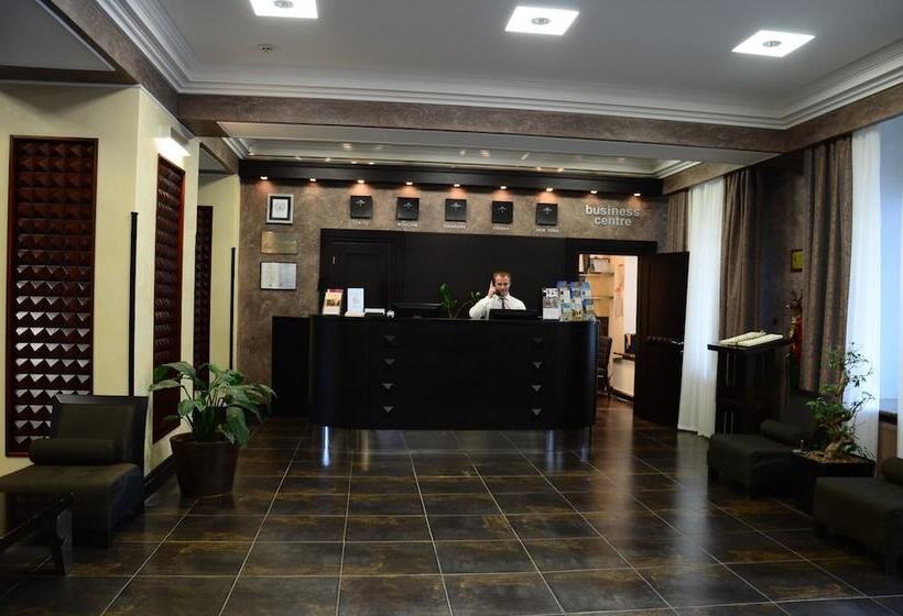 فندق Aurora Premier