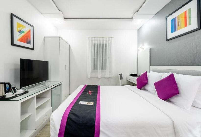 Fotos del hotel Avanti Boutique:  15