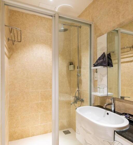 Fotos del hotel Avanti Boutique:  30