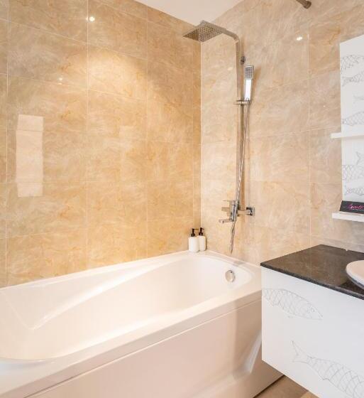 Fotos del hotel Avanti Boutique:  31