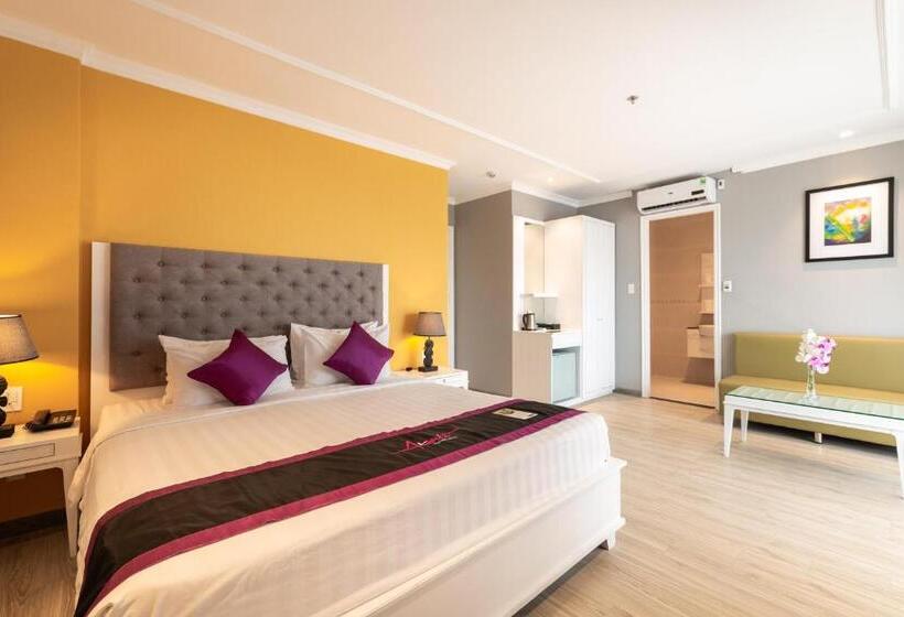 Fotos del hotel Avanti Boutique:  6