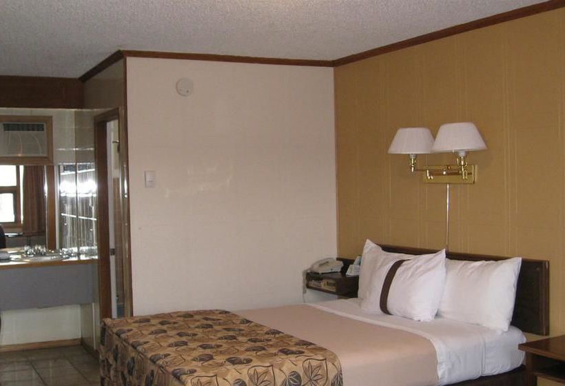 هتل Canadas Best Value Inn Calgary