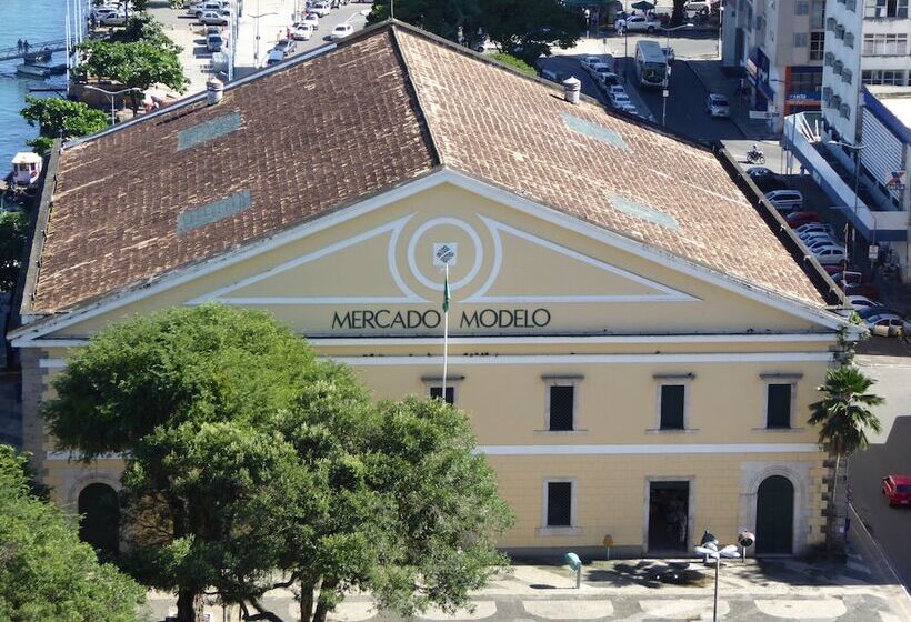 هتل Casa Do Amarelindo