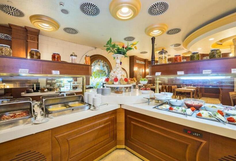 Fotos del hotel Celal Aga Konagi Metro:  32
