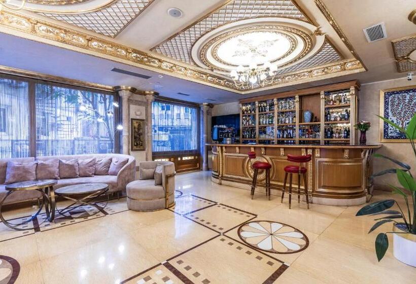 Fotos del hotel Celal Aga Konagi Metro:  58