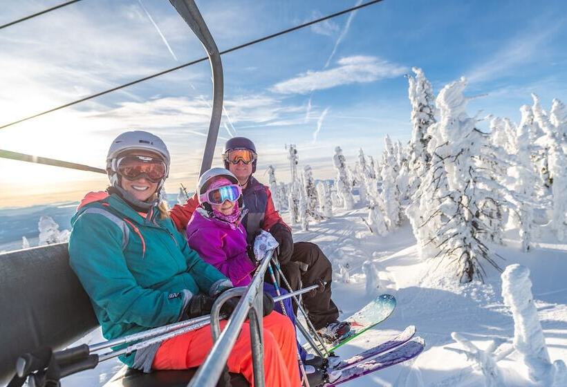 هتل Chateau Big White