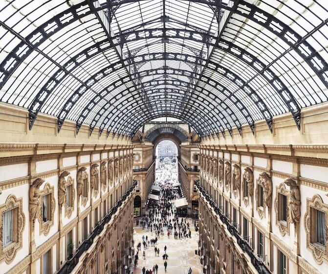 ホテル Galleria Vik Milano