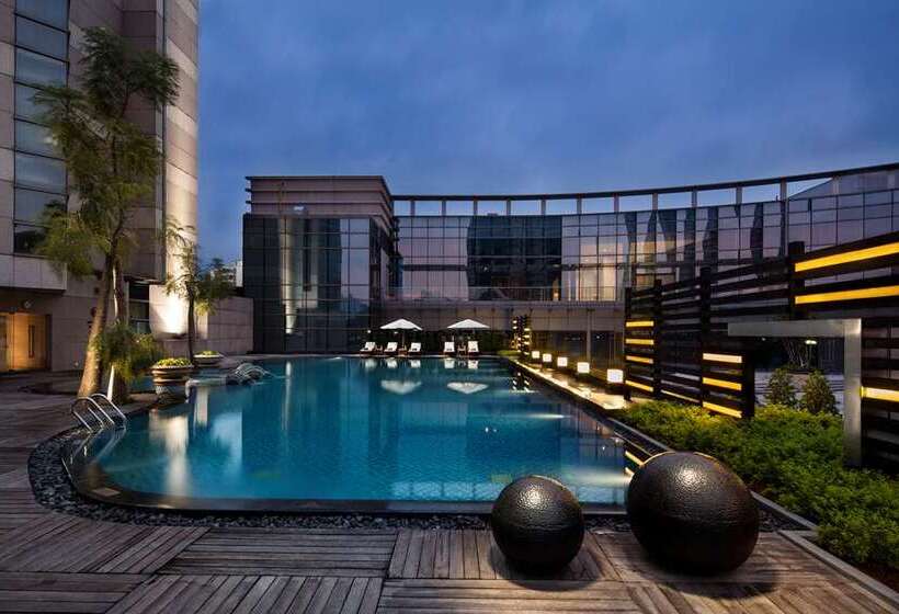 هتل Hilton Xiamen