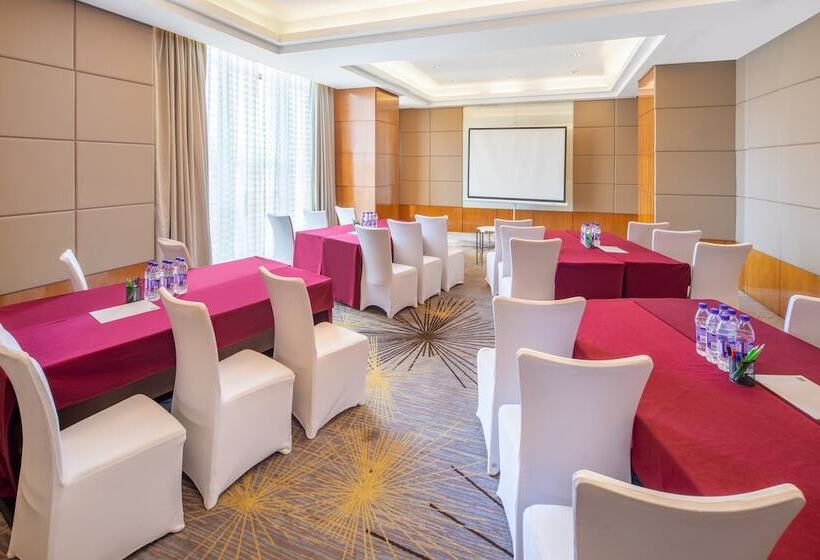 هتل Holiday Inn Tianjin Riverside, An Ihg