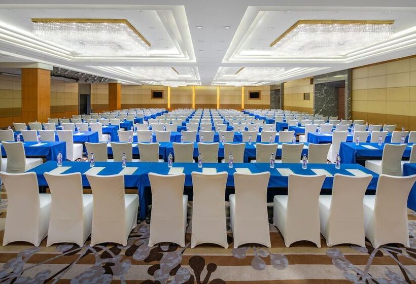 هتل Holiday Inn Tianjin Riverside, An Ihg