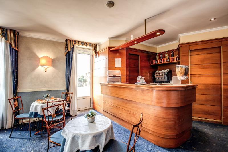 Fotos del hotel Laura:  17