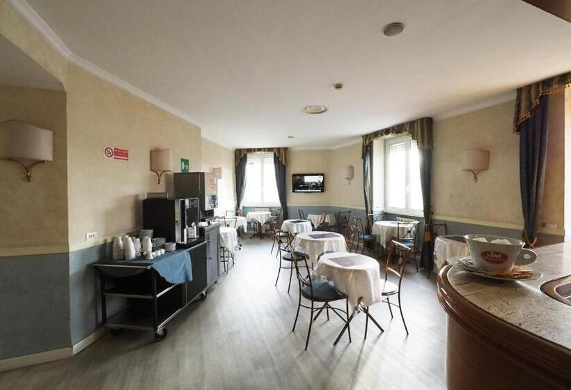 Fotos del hotel Laura:  22