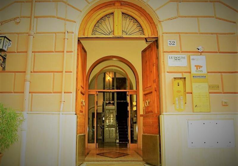 Fotos del hotel Ludovisi Luxury Rooms:  4