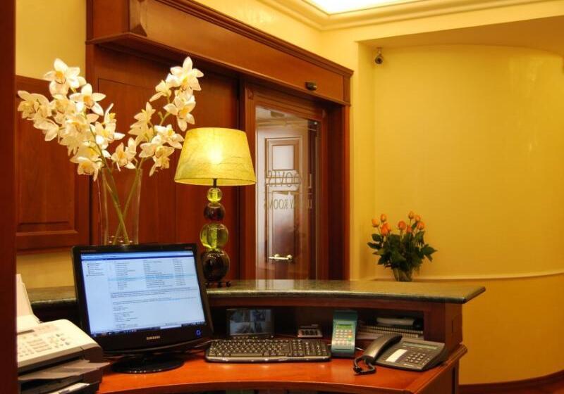 Fotos del hotel Ludovisi Luxury Rooms:  6