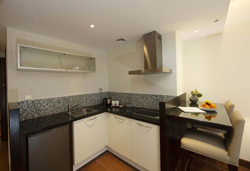 Fotos del hotel Number One Tower Suites:  16