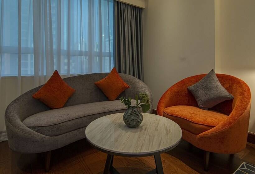 Fotos del hotel Number One Tower Suites:  18