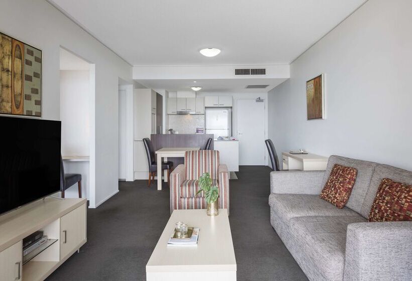 هتل Oaks Brisbane Aurora Suites