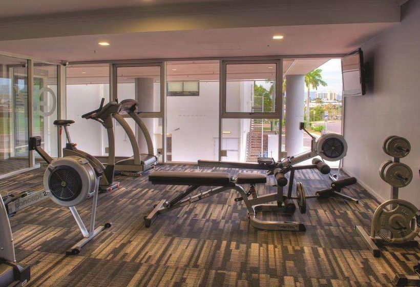 هتل Oaks Townsville Metropole