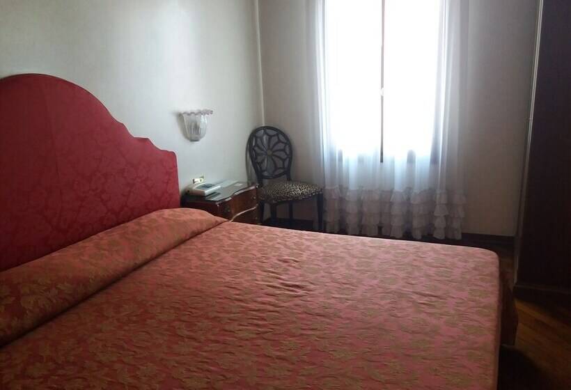 Fotos del hotel Piccola Fenice:  3