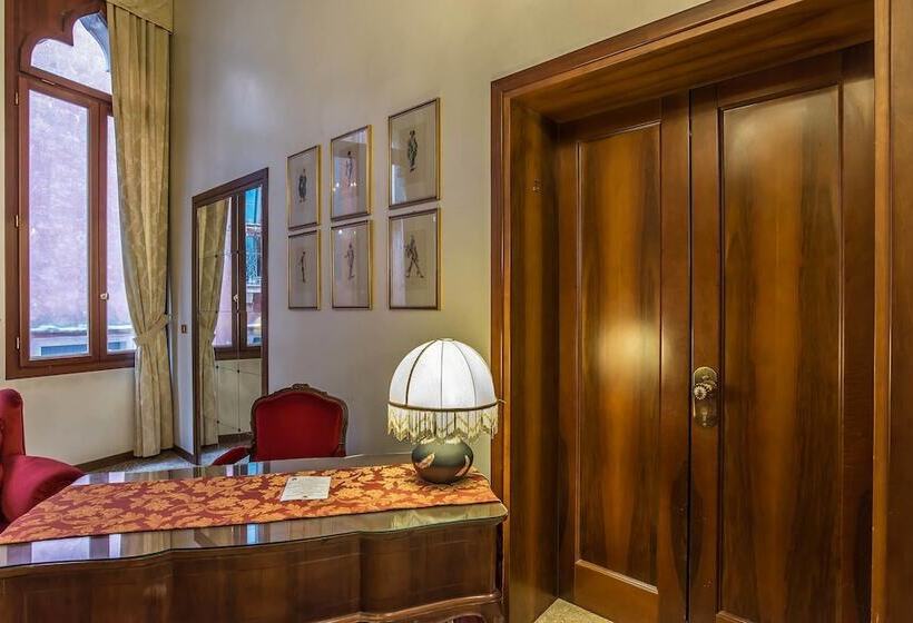 Fotos del hotel Piccola Fenice:  10