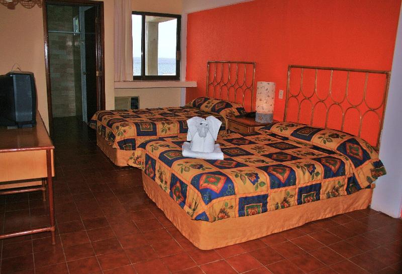 هتل Plaza Cozumel