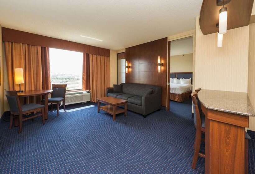 فندق Quality Inn & Suites