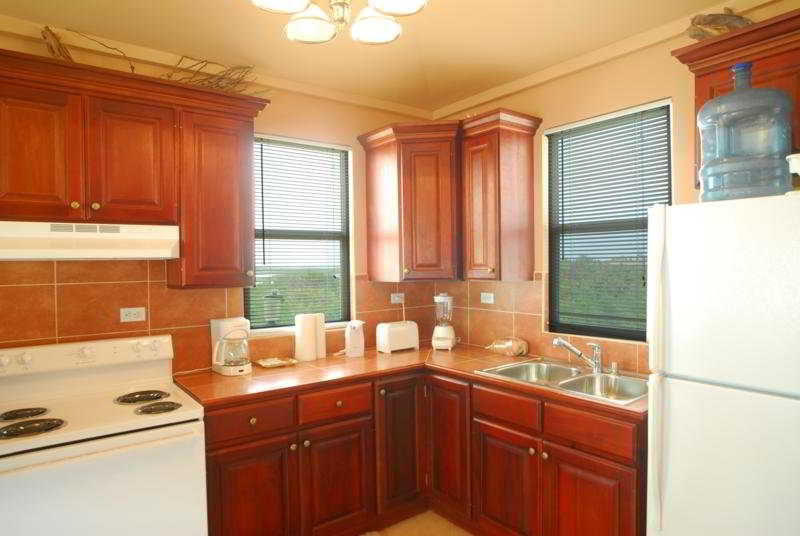 فندق Reef Village