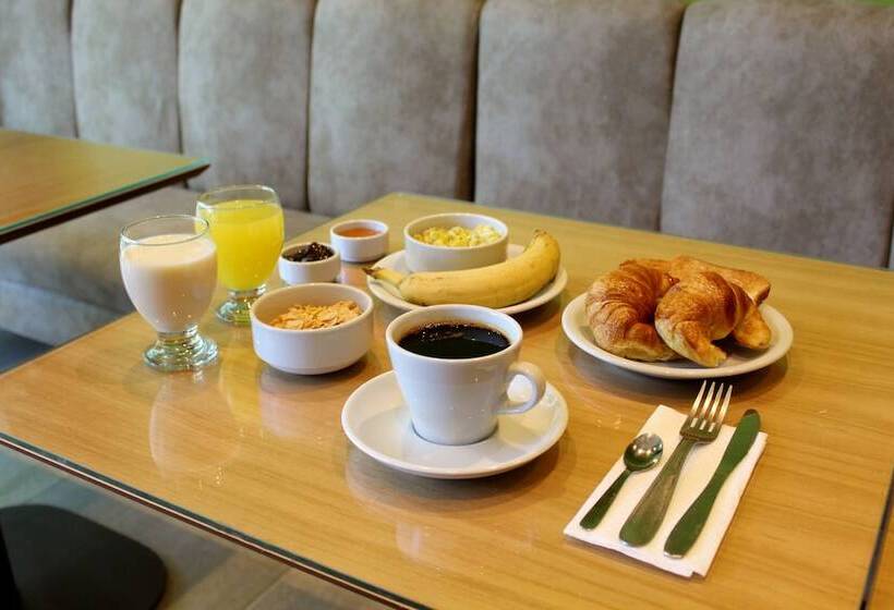 Fotos del hotel Soltigua Apart Hotel Mendoza:  10