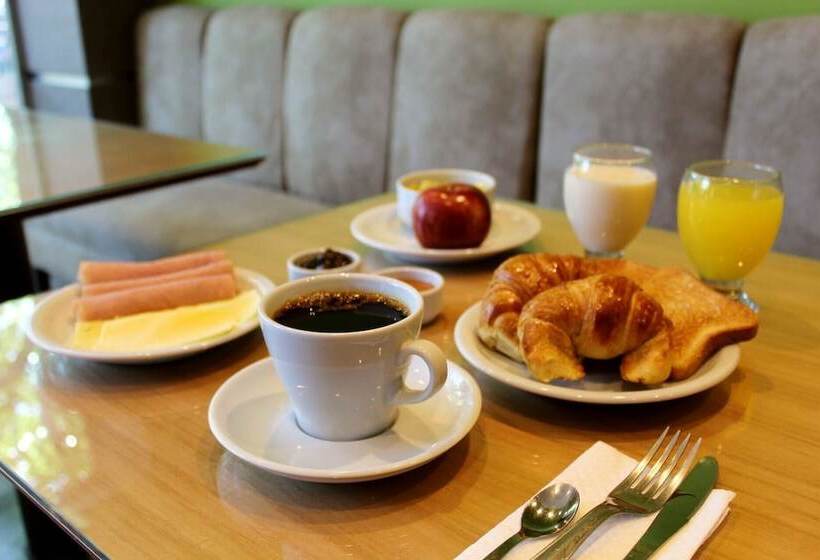 Fotos del hotel Soltigua Apart Hotel Mendoza:  11