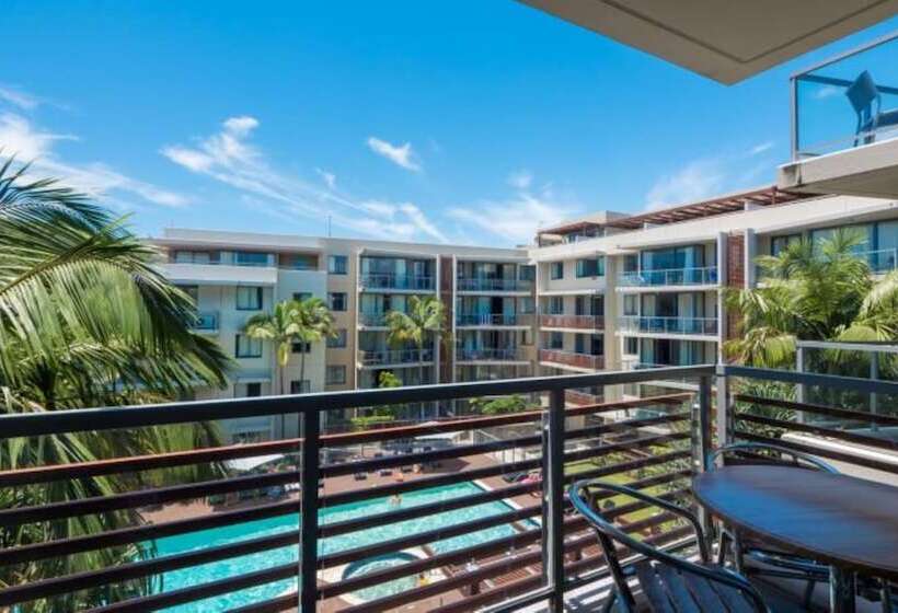 هتل Swell Resort Burleigh Heads