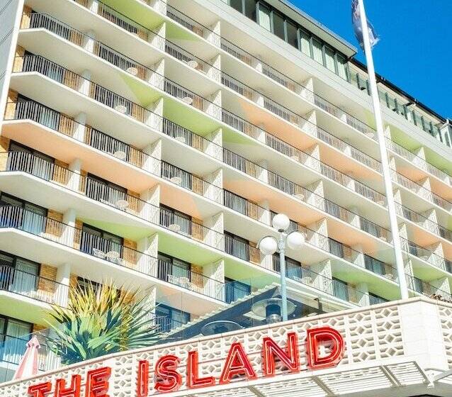 Hotel The Island Gold Coast