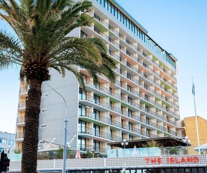 Hotel The Island Gold Coast