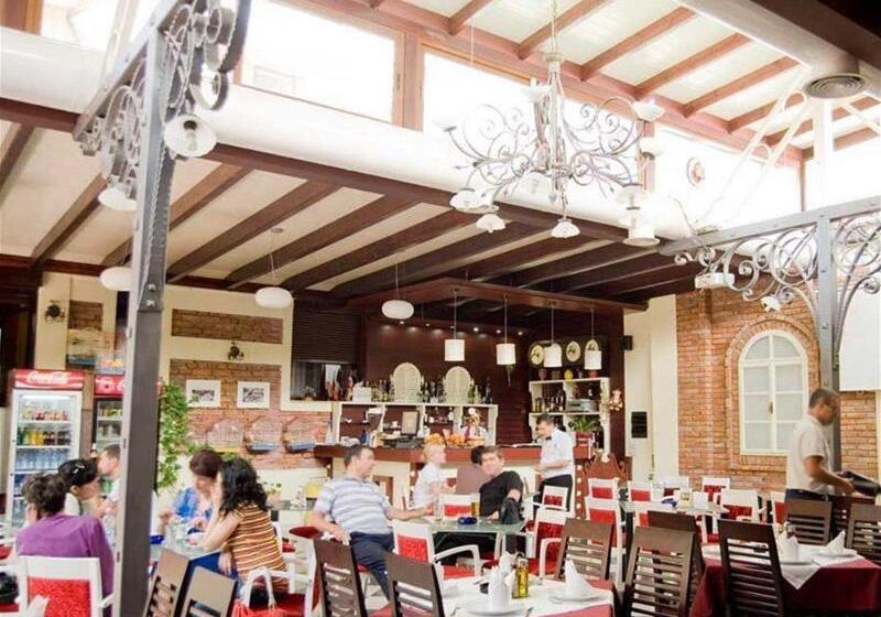 هتل Villa Tafaj
