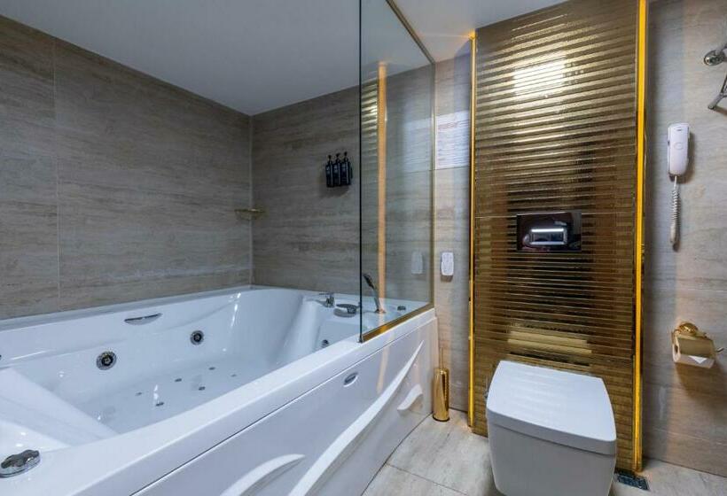 Fotos del hotel Celal Aga Konagi Metro:  73
