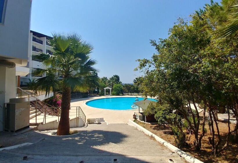 Kerasus Resort Hotel