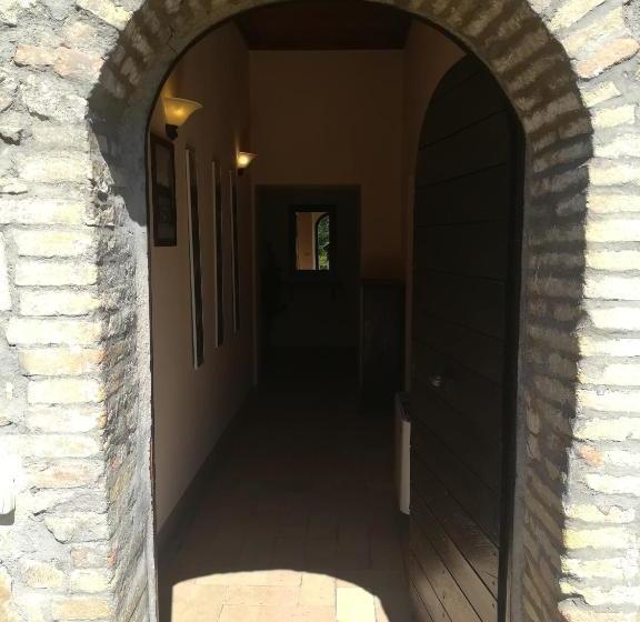 مبيت وإفطار Casale San Fortunato
