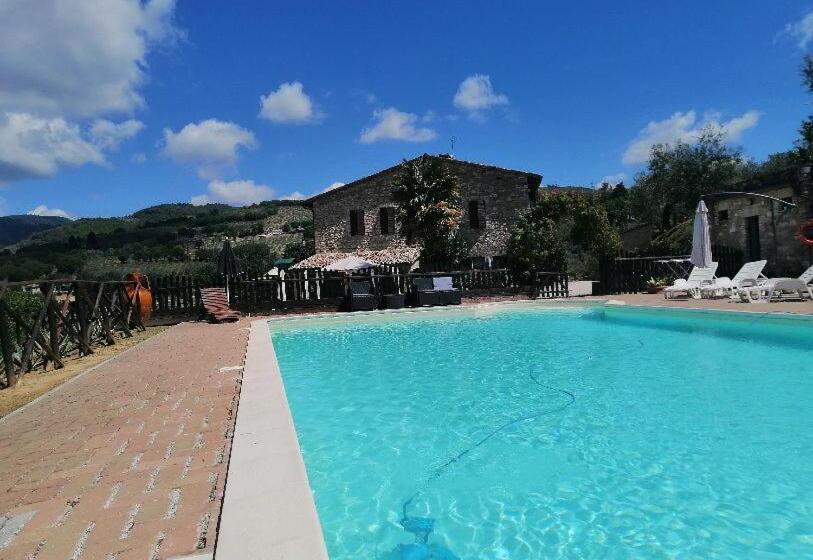 مبيت وإفطار Casale San Fortunato