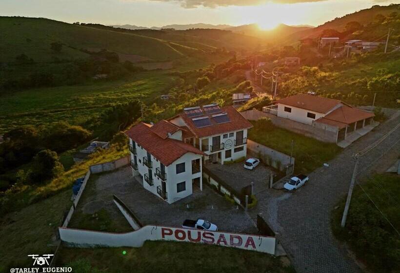 ホテル Pousada Montanhas Das Gerais