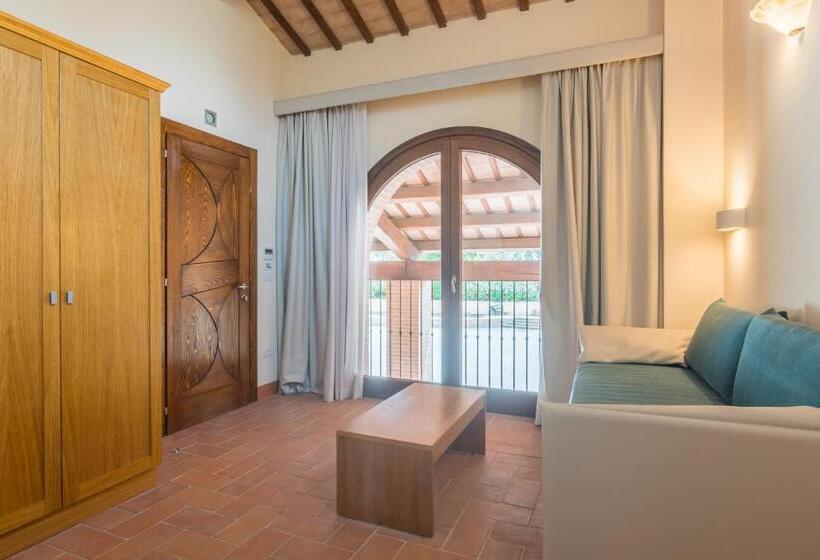 فندق Collina Dei Poeti