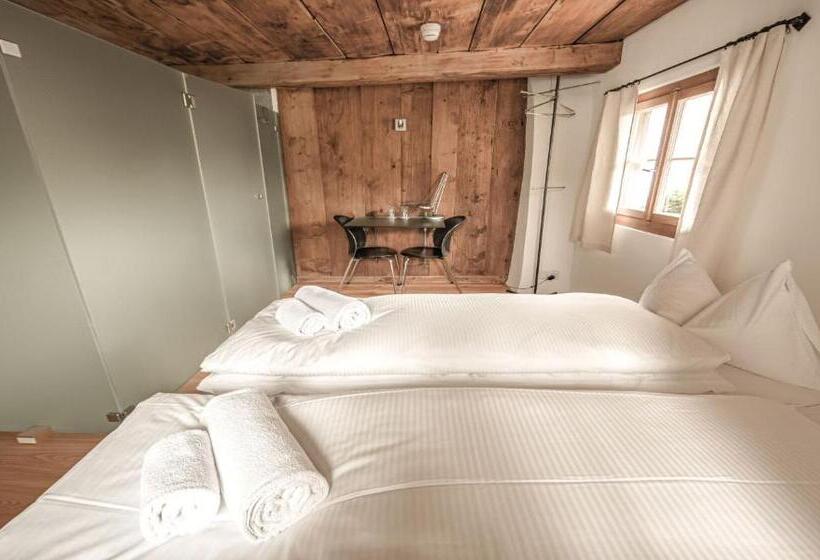 Отель Weiss Kreuz