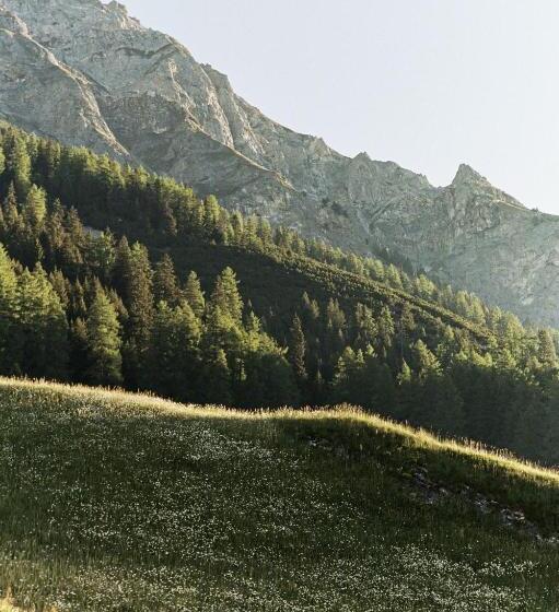 Отель Weiss Kreuz