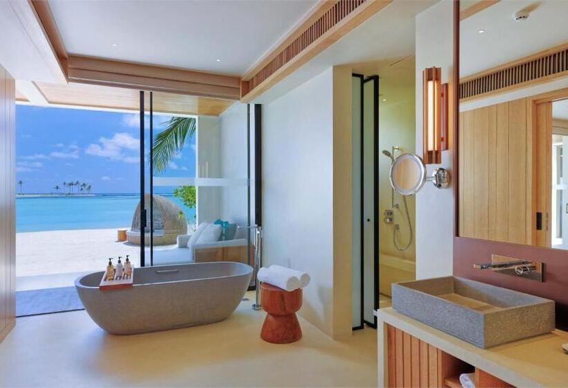 استراحتگاه Kuda Villingili Maldives