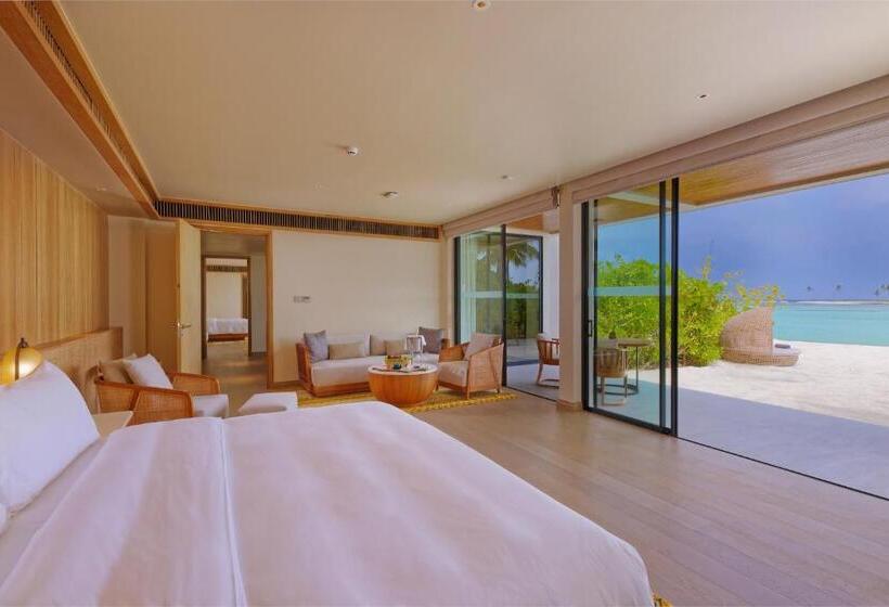 استراحتگاه Kuda Villingili Maldives
